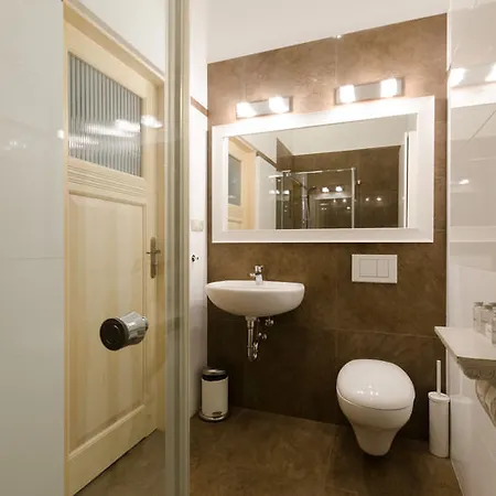 Hotel Dom & House - Sobieskiego 3*