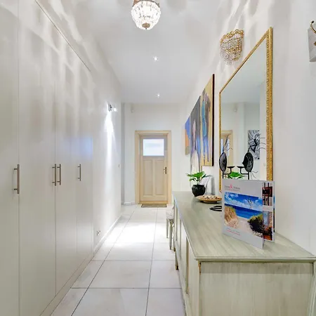 Dom & House - Sobieskiego Hotel 3*